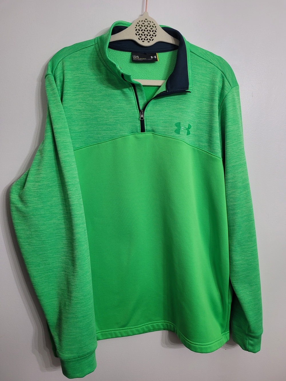 Under Armour Sweatshirt Pullover Quarter Zip Men’s L Green 1/4 Zip Lime Green